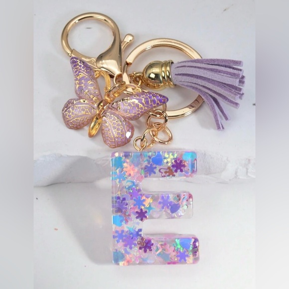 Resin Butterfly Letter Keychain: F, I, O, U, W, Y, Z - Picture 3 of 5